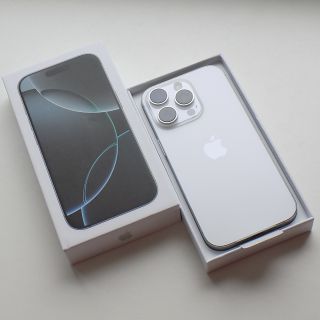 📣 Jen u nás najdeš titanový 🍏 iPhone 16 Pro již od 20 990,- Kč💰 https://www.skvelej-mobil.cz/iphone-16-pro/ #skvelejmobil...